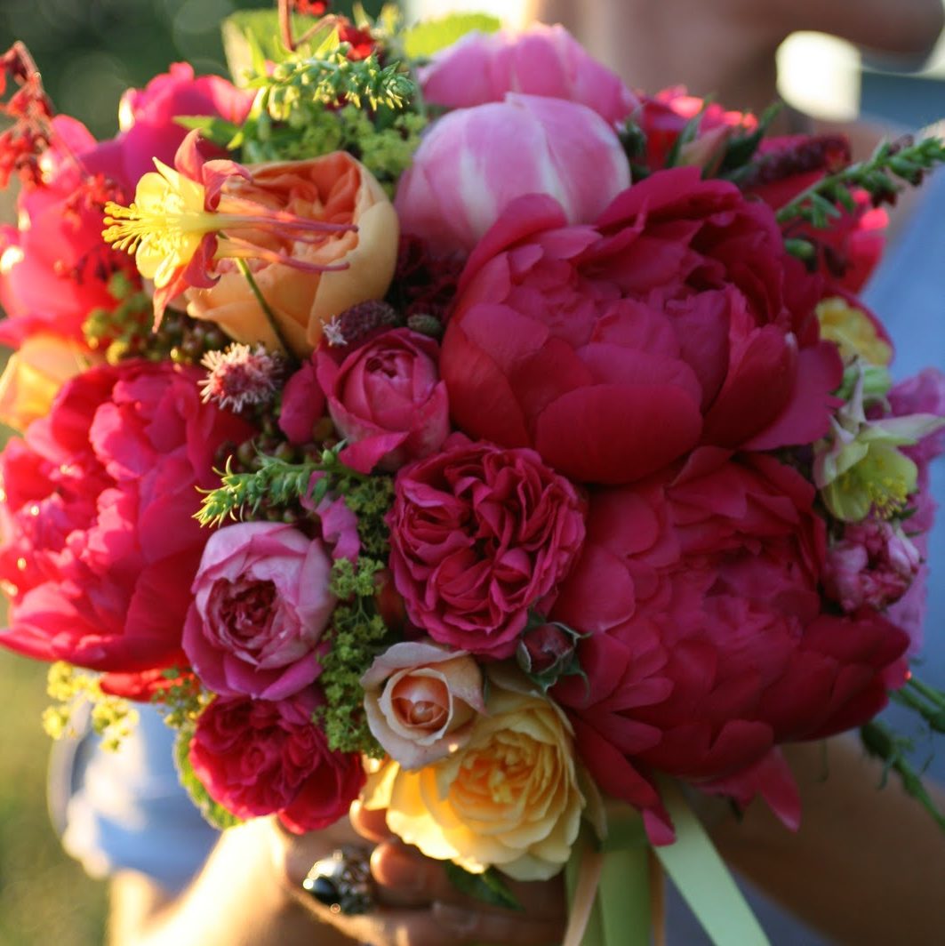 Erin Benzakein with a bouquet of peonies