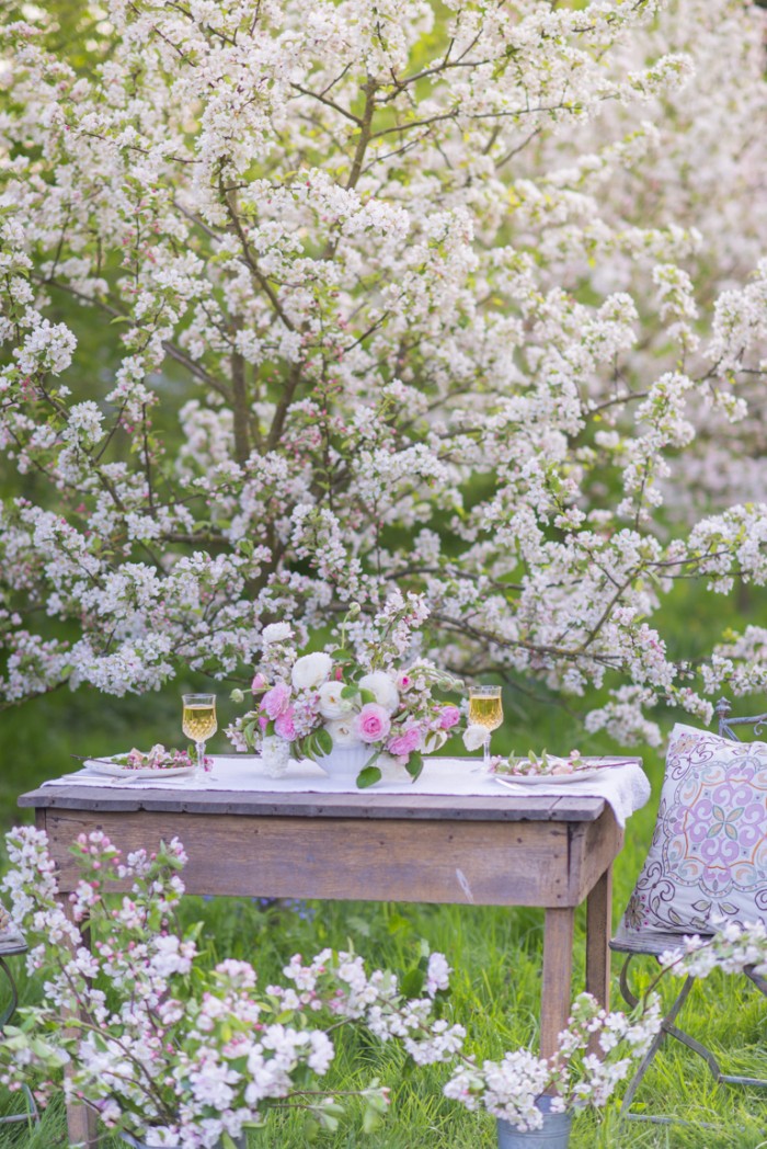 Flowers by Floret Flower Farm, photograph by Georgianna Lane