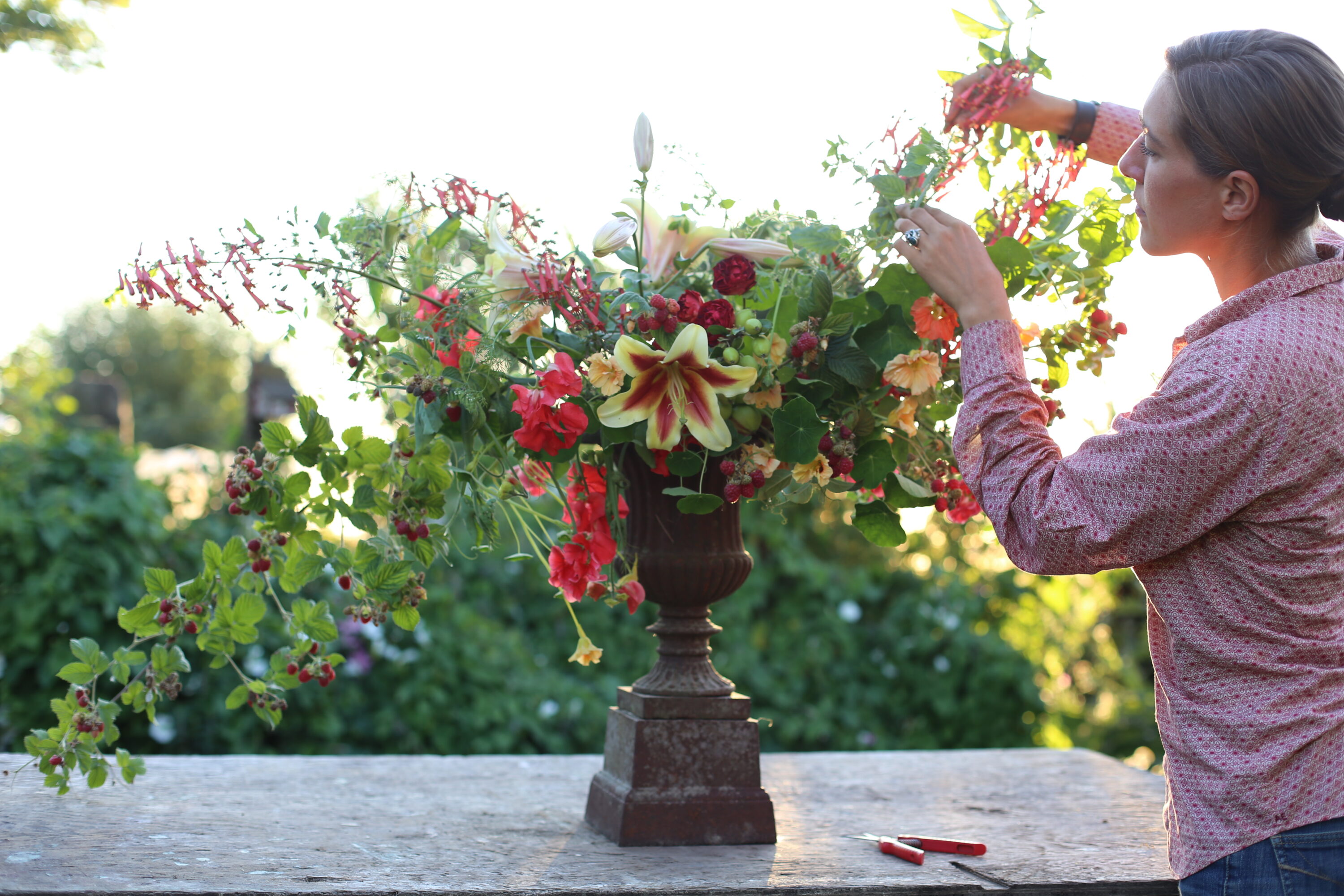 Erin Benzakein arranging flowers