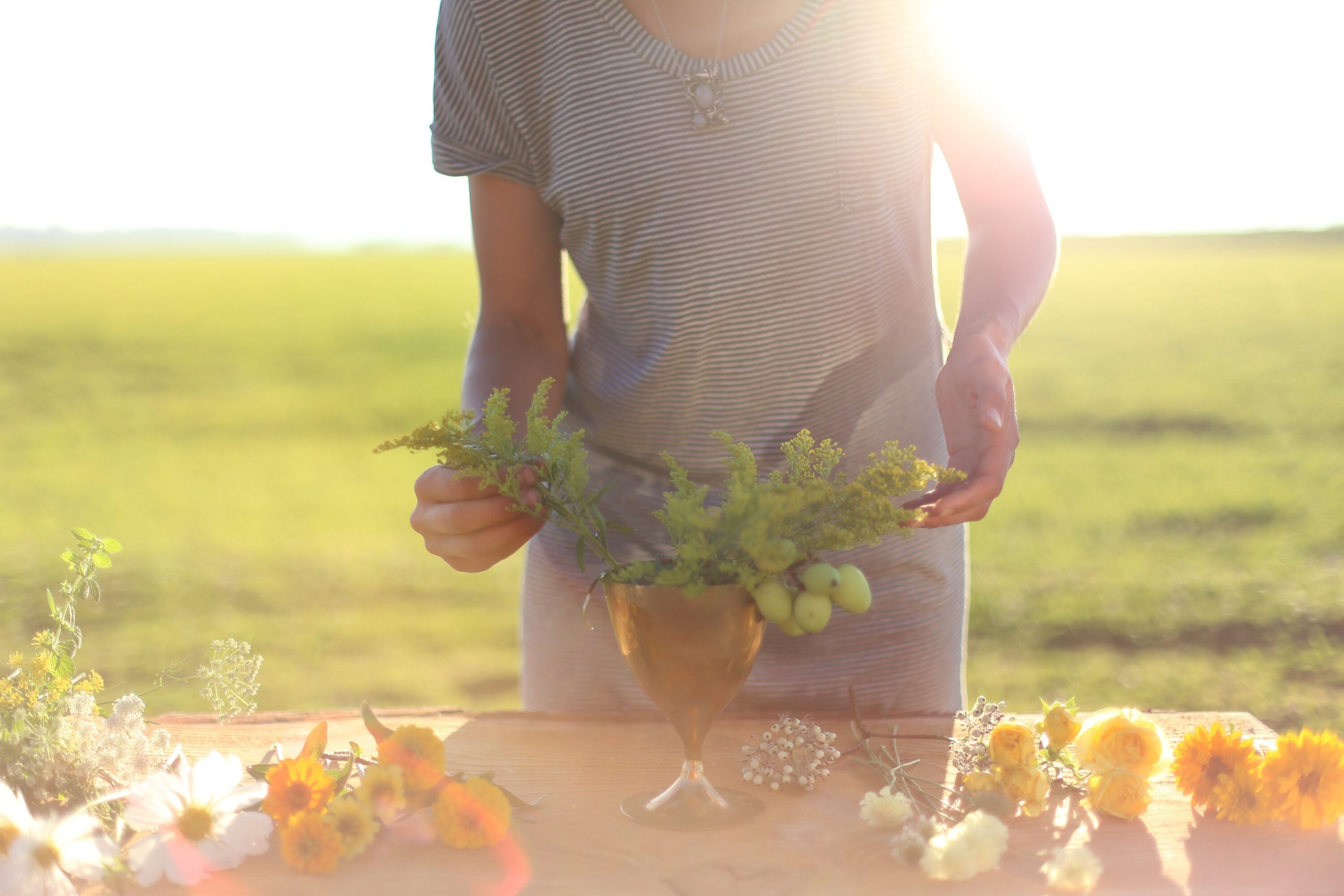 Erin Benzakein arranging flowers