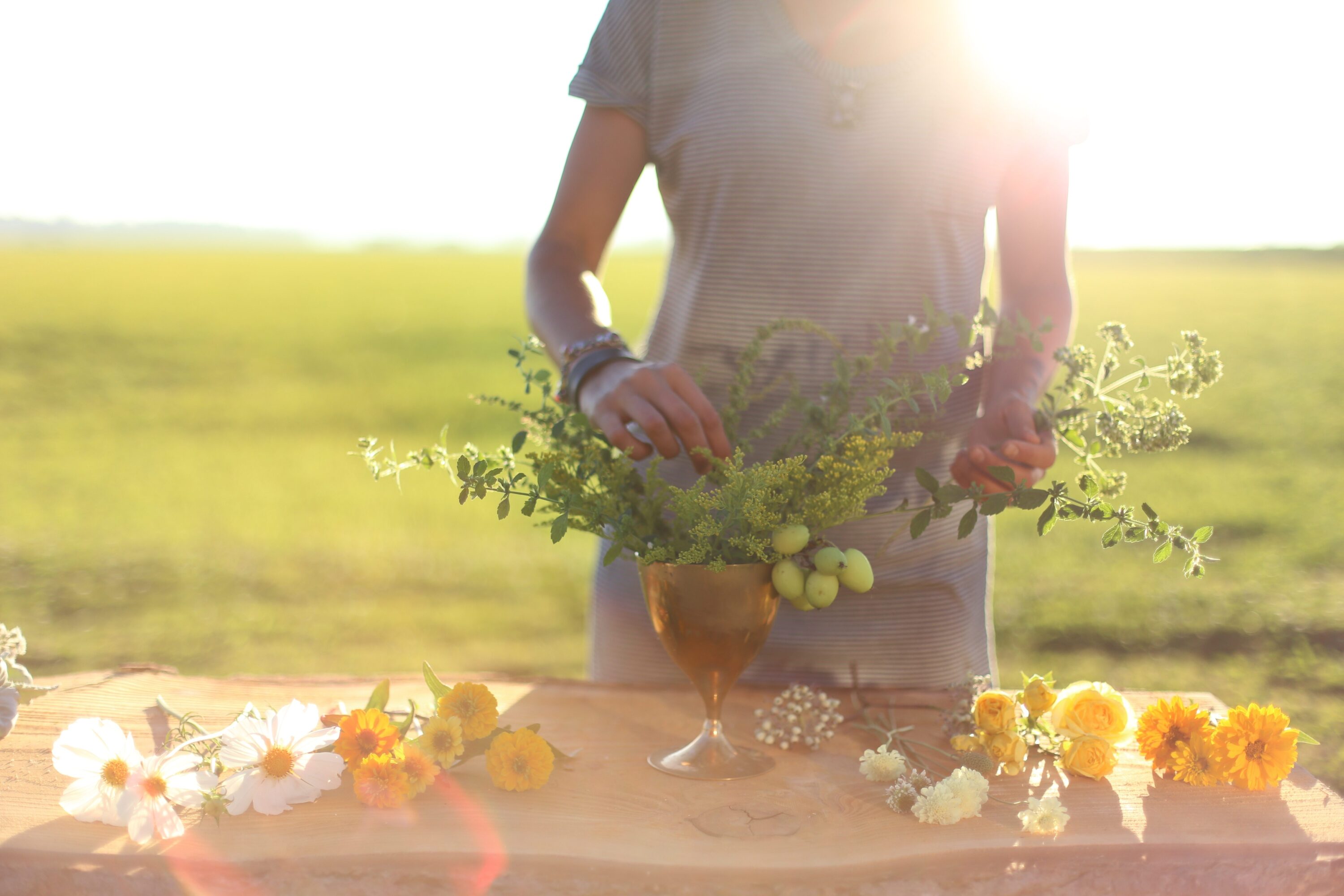 Erin Benzakein arranging flowers