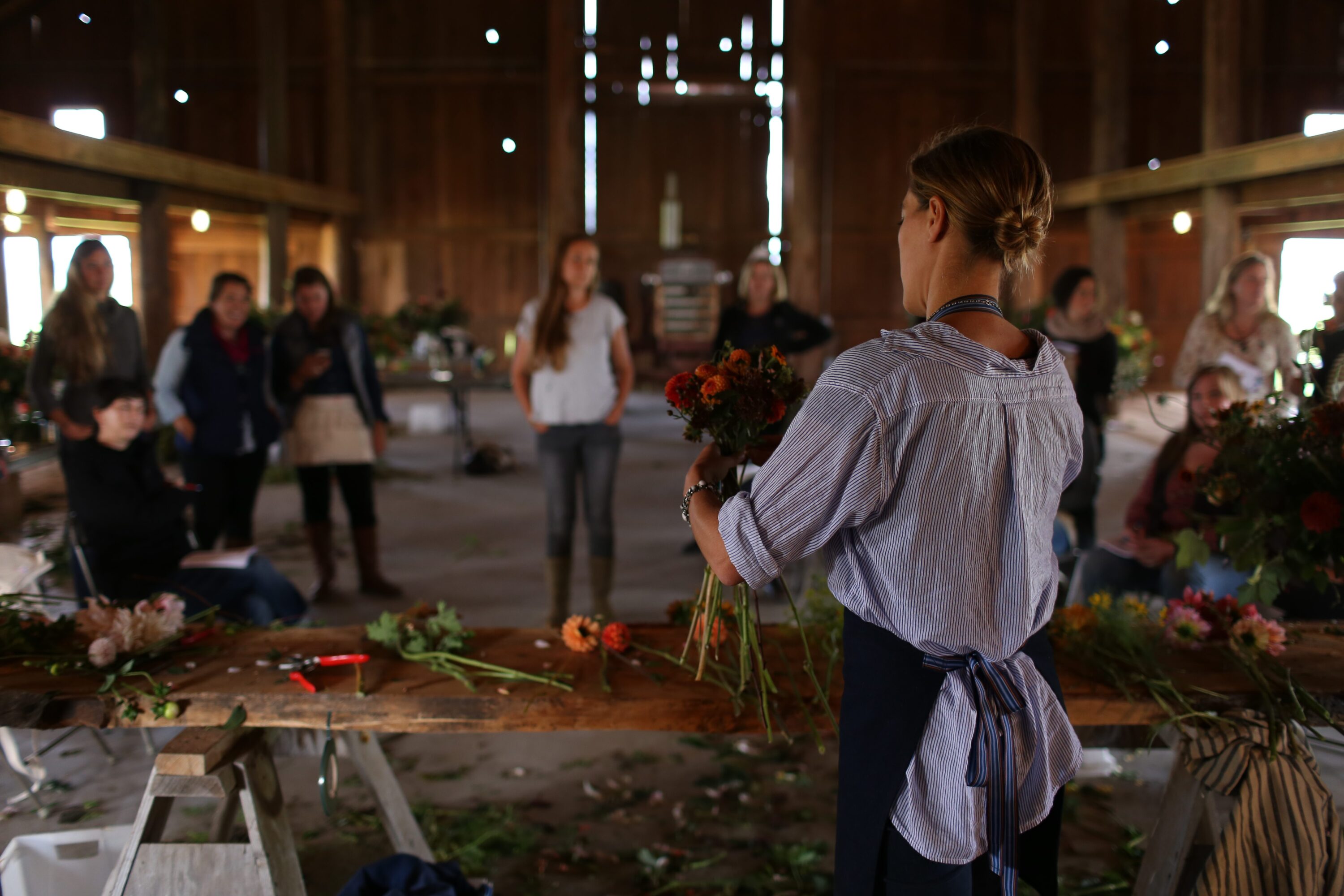 Erin Benzakein teaching a workshop