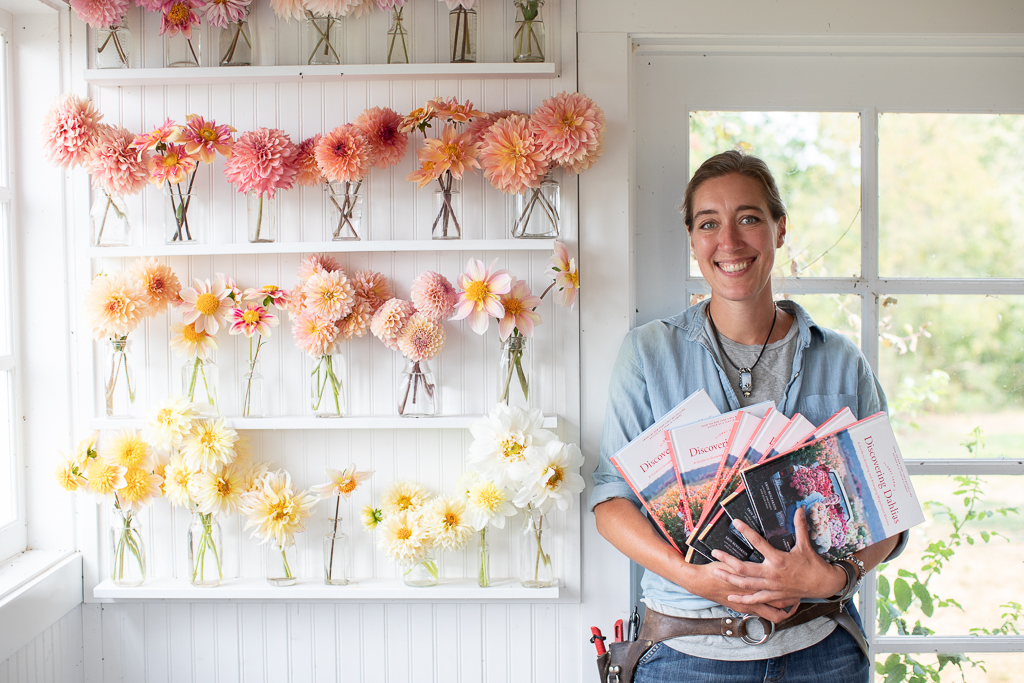 Discovering Dahlias Giveaway
